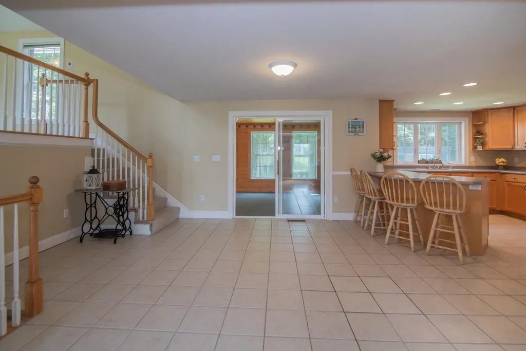 76 Mcintosh Road Danville NH 03819