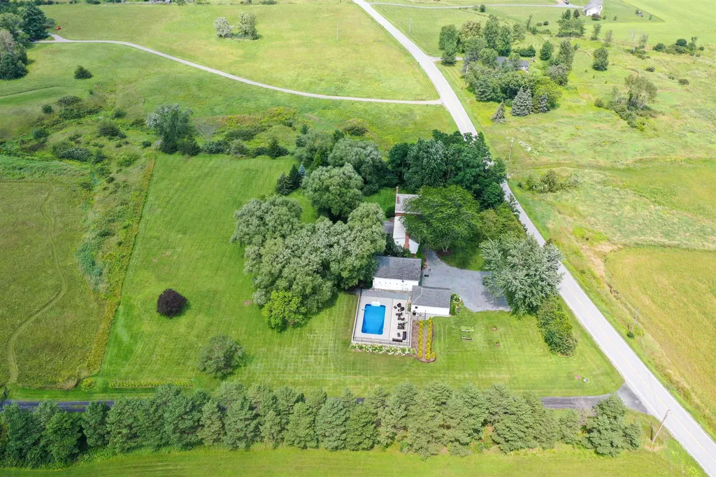 8053 Vt Route 125 Bridport VT 05734