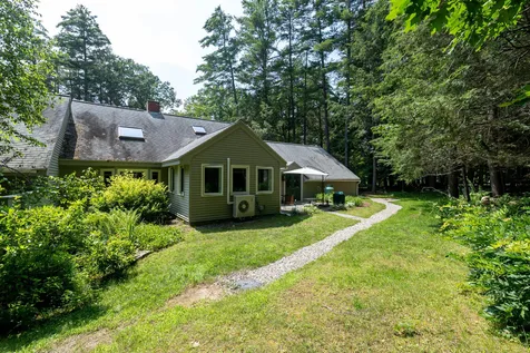 2 Laurel Circle Wolfeboro NH 03894