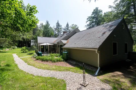 2 Laurel Circle Wolfeboro NH 03894