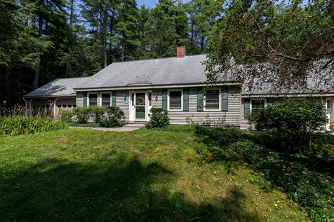 2 Laurel Circle Wolfeboro NH 03894