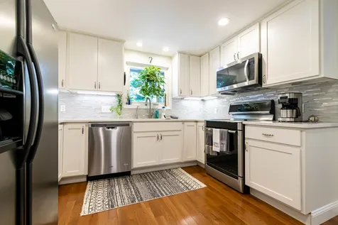 2 Laurel Circle Wolfeboro NH 03894