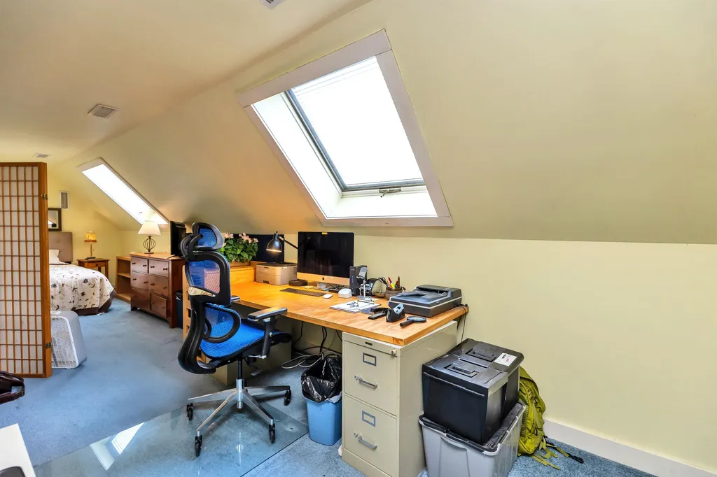 13 Long Hill Road Peterborough NH 03458