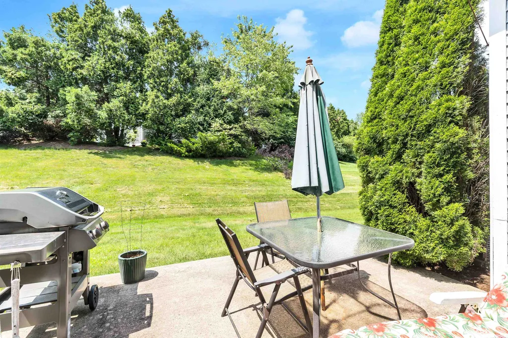 13 Long Hill Road Peterborough NH 03458