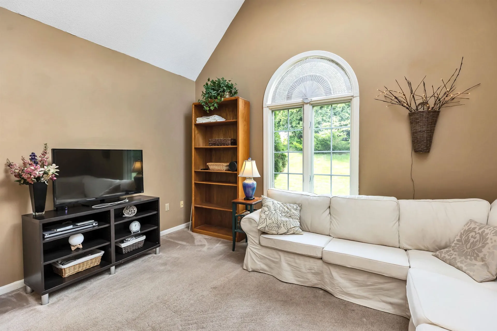 13 Long Hill Road Peterborough NH 03458