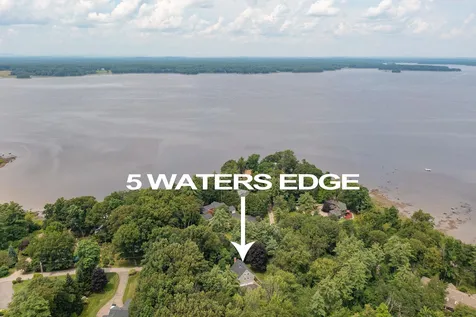 5 Waters Edge Greenland NH 03840