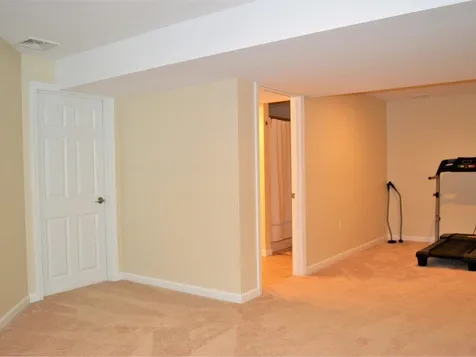 102 Primrose Lane Williston VT 05495