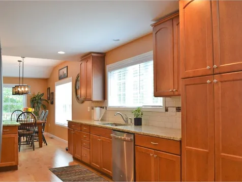 102 Primrose Lane Williston VT 05495
