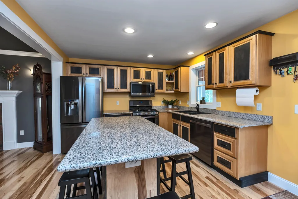277 Buckley Road Weare NH 03281