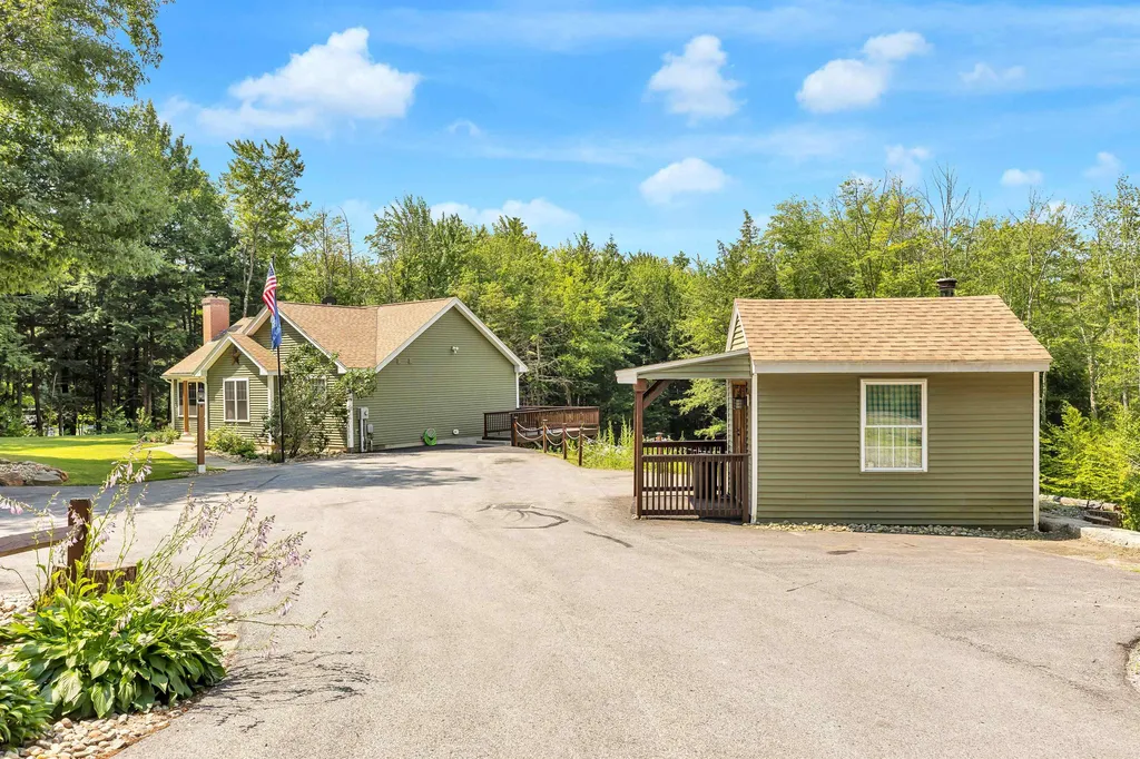 277 Buckley Road Weare NH 03281