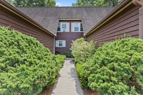 206 Woodbine By The Lake Colchester VT 05446