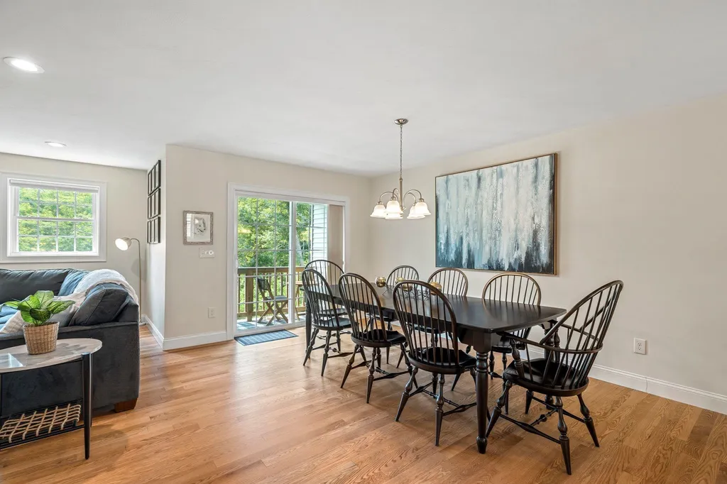29 Cypress Circle Exeter NH 03833