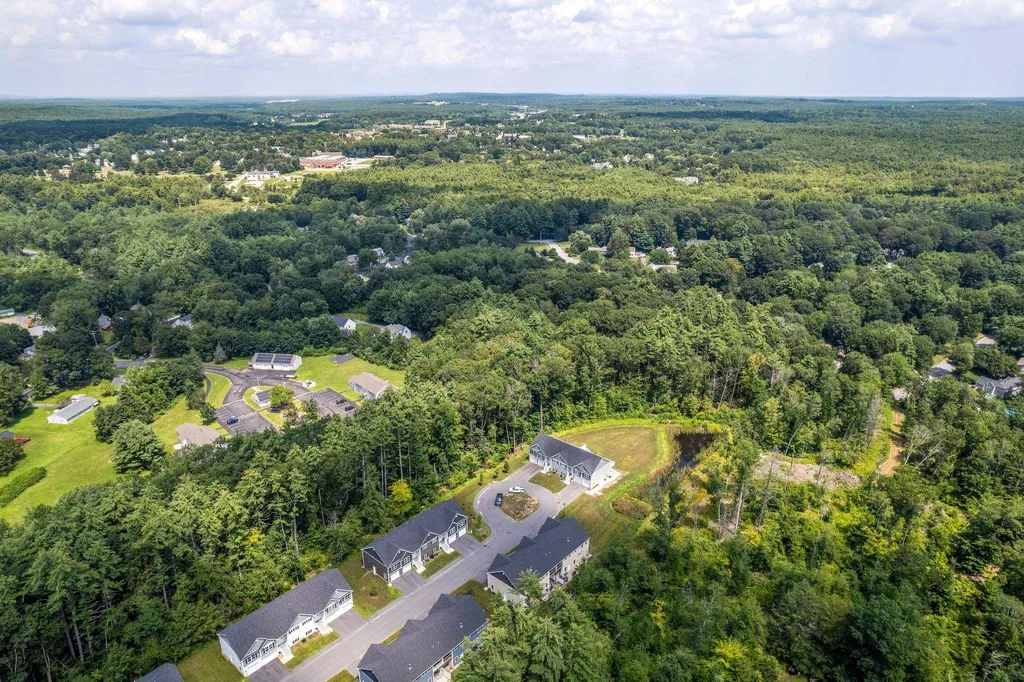 29 Cypress Circle Exeter NH 03833
