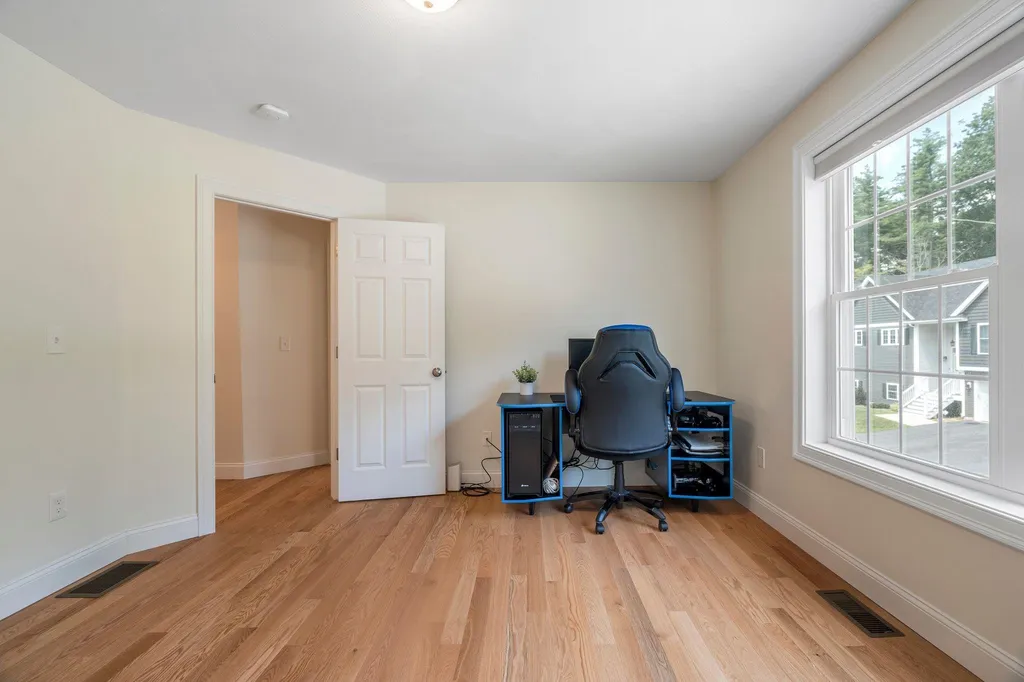29 Cypress Circle Exeter NH 03833