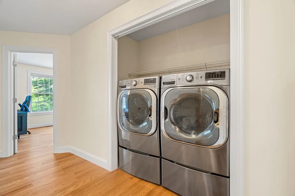 29 Cypress Circle Exeter NH 03833