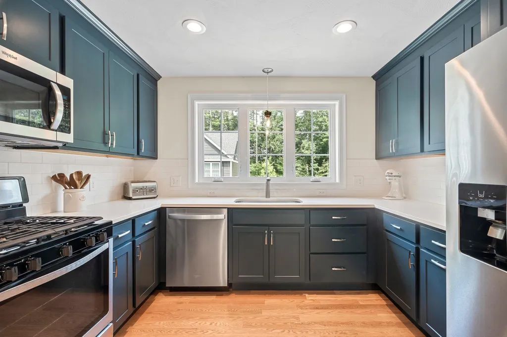 29 Cypress Circle Exeter NH 03833
