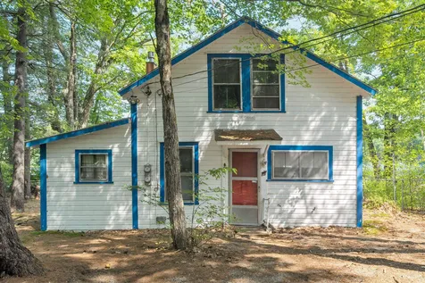 19 Chestnut Street Belmont NH 03220