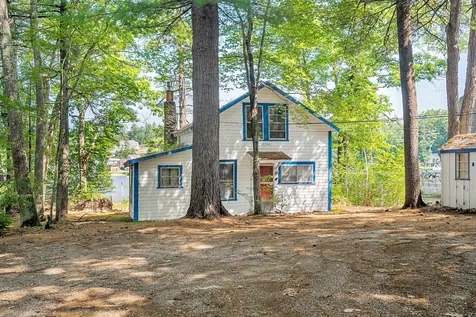 19 Chestnut Street Belmont NH 03220
