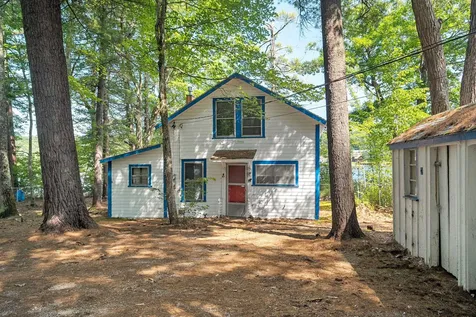 19 Chestnut Street Belmont NH 03220