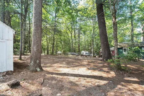 19 Chestnut Street Belmont NH 03220