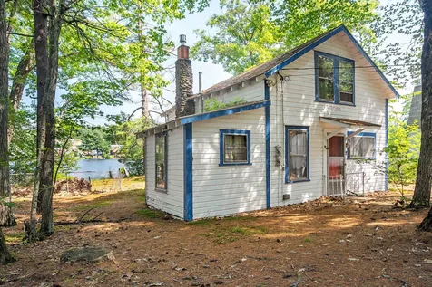 19 Chestnut Street Belmont NH 03220