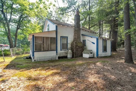 19 Chestnut Street Belmont NH 03220