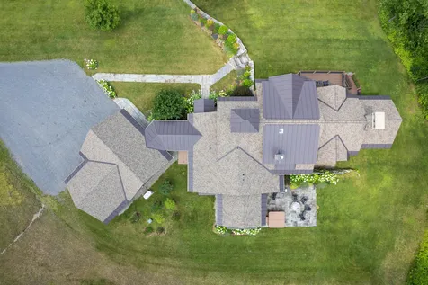 214 Caspar Drive Warren VT 05674