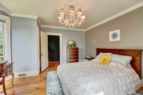 56 East Road Hampstead NH 03841