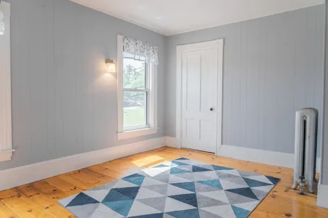 482 Reservoir Avenue Manchester NH 03104