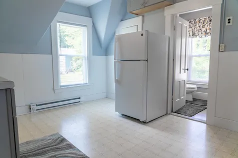 482 Reservoir Avenue Manchester NH 03104