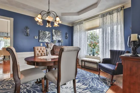 10 Wild Rose Drive Nashua NH 03063