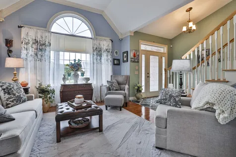10 Wild Rose Drive Nashua NH 03063