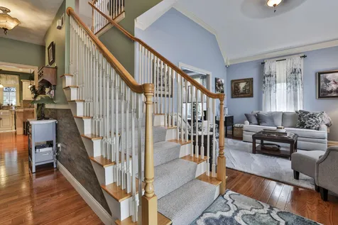 10 Wild Rose Drive Nashua NH 03063