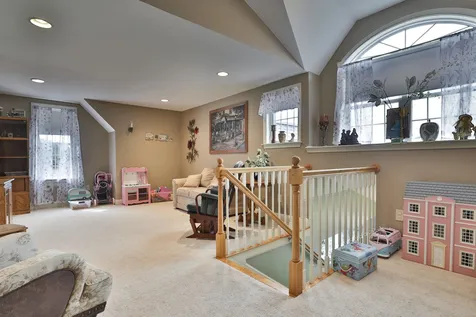 10 Wild Rose Drive Nashua NH 03063