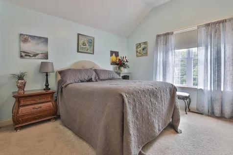 10 Wild Rose Drive Nashua NH 03063