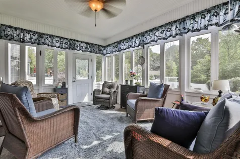 10 Wild Rose Drive Nashua NH 03063