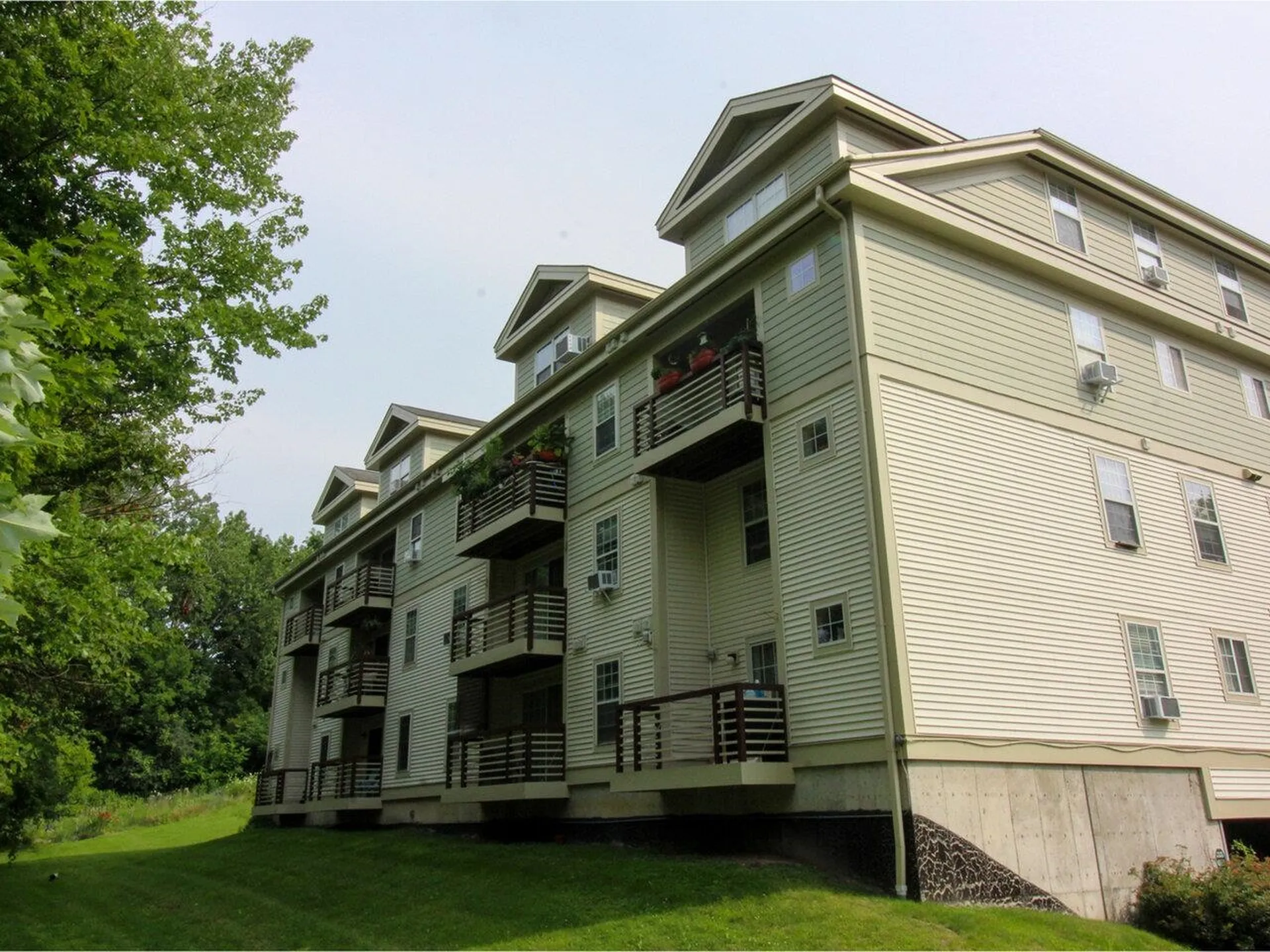 171 Hildred Drive Burlington VT 05401