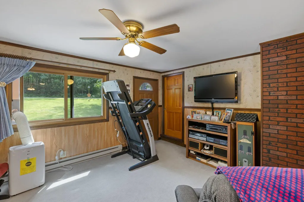 49 Blueberry Lane Northfield NH 03276