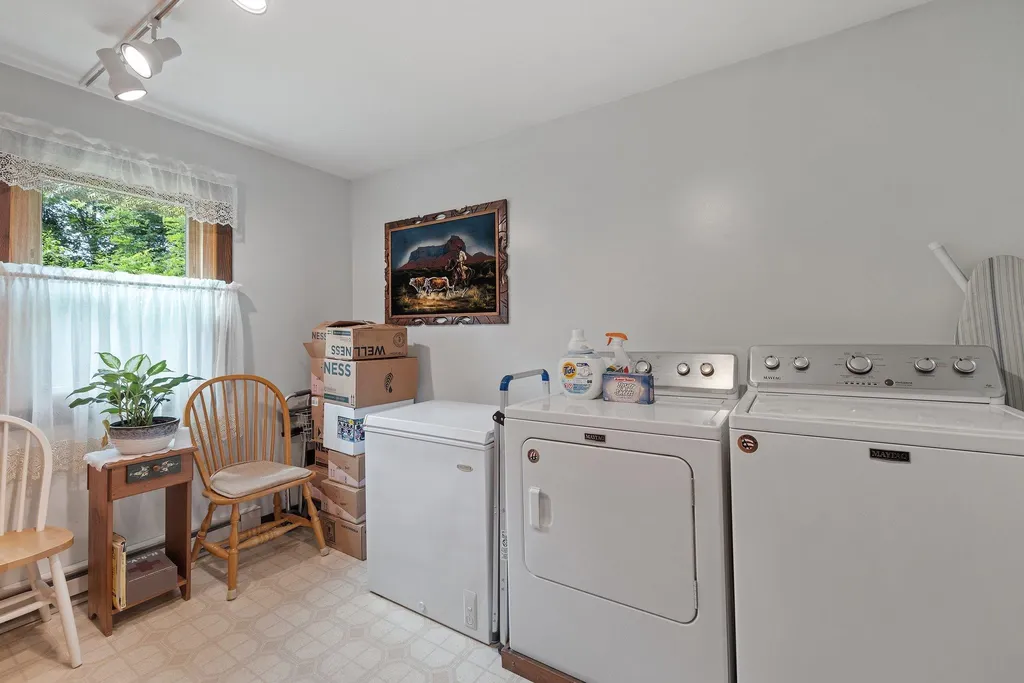 49 Blueberry Lane Northfield NH 03276