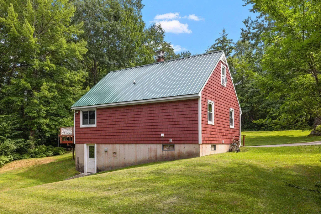 49 Blueberry Lane Northfield NH 03276