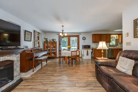 353 Tanglewood Drive Henniker NH 03242