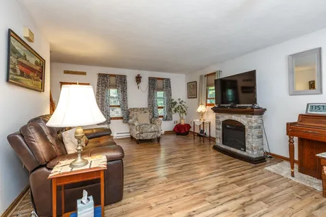 353 Tanglewood Drive Henniker NH 03242