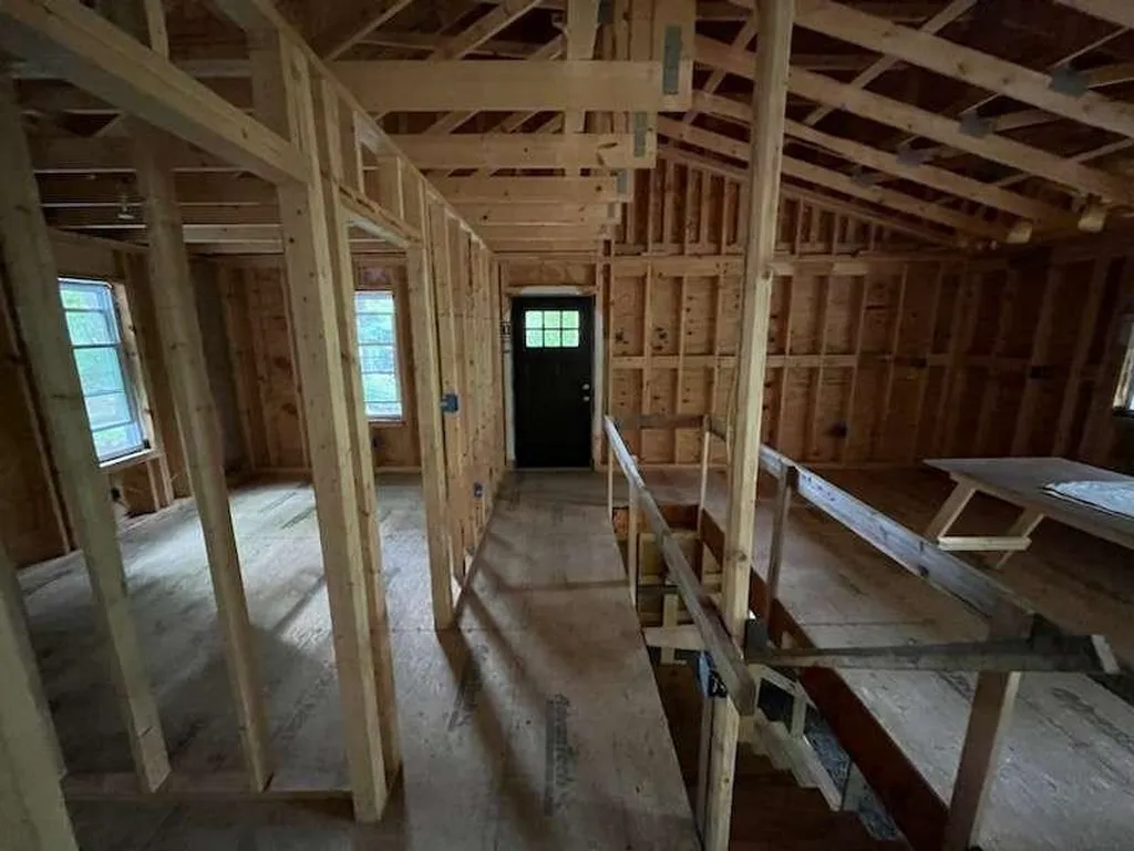 1 Whittlesey Lane Hartland VT 05048