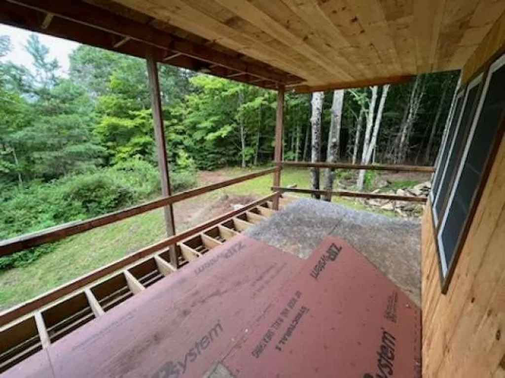 1 Whittlesey Lane Hartland VT 05048