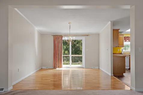 57 Freedom Hill Road Hampstead NH 03841