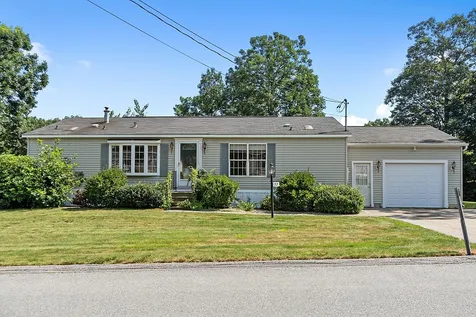 57 Freedom Hill Road Hampstead NH 03841
