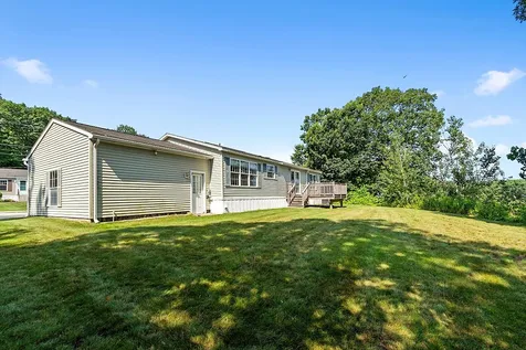 57 Freedom Hill Road Hampstead NH 03841