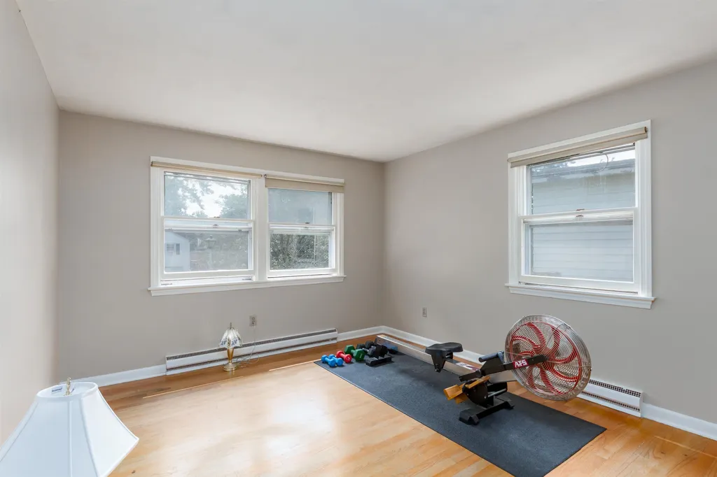 9 Cranwell Avenue South Burlington VT 05403