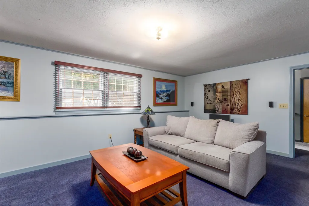 9 Cranwell Avenue South Burlington VT 05403