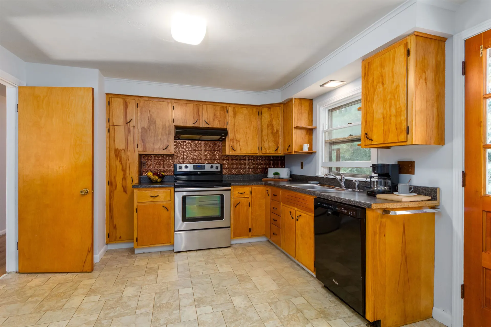 9 Cranwell Avenue South Burlington VT 05403